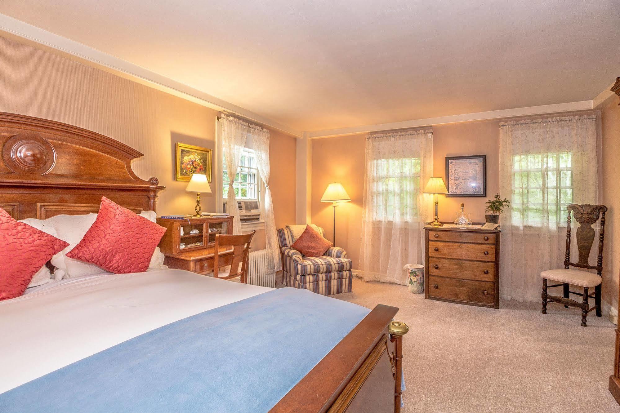 Adair Country Inn & Restaurant Витлеем Екстериор снимка